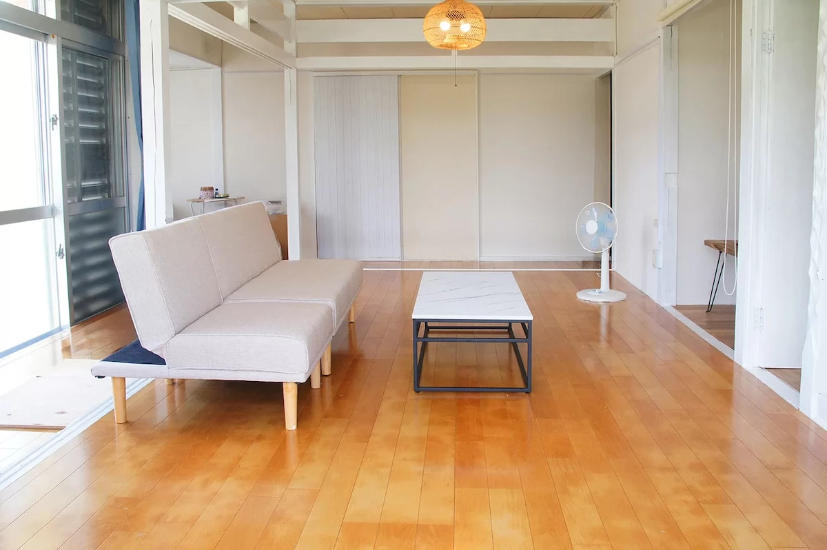 Spacious main living room