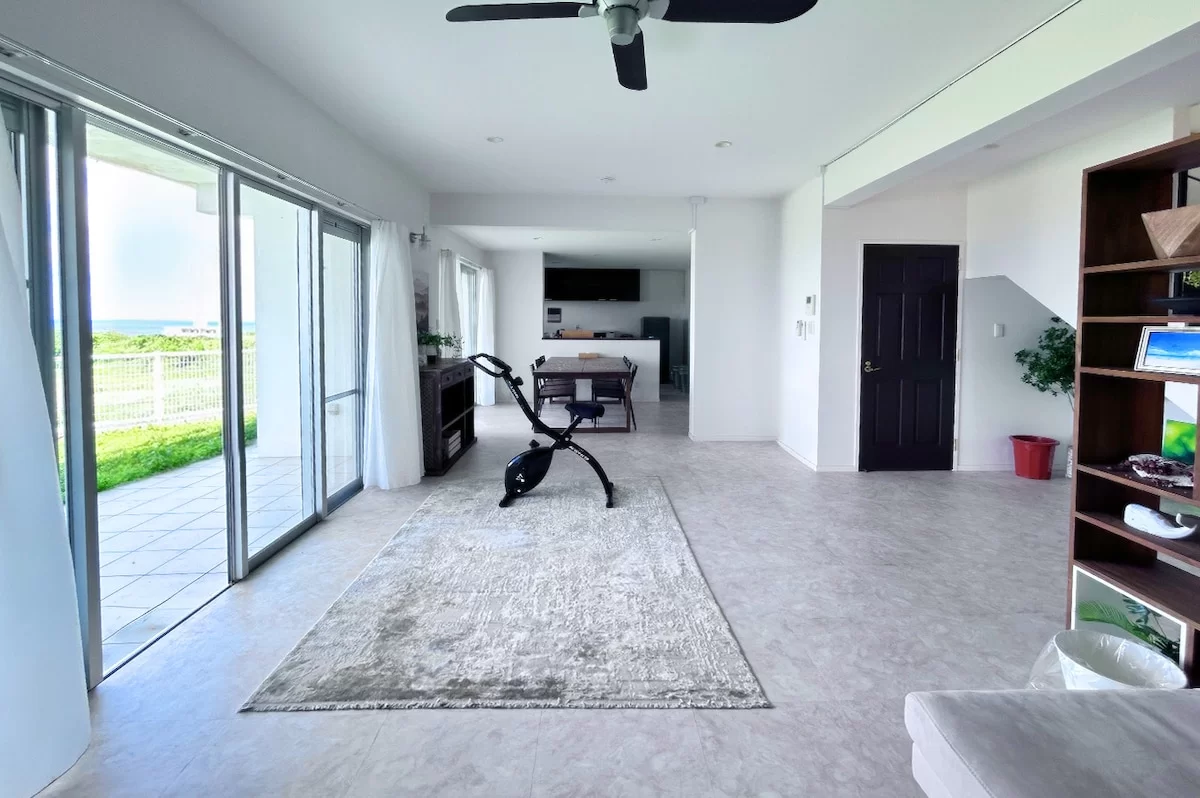 MilkyWay OKINAWA 1Fリビング